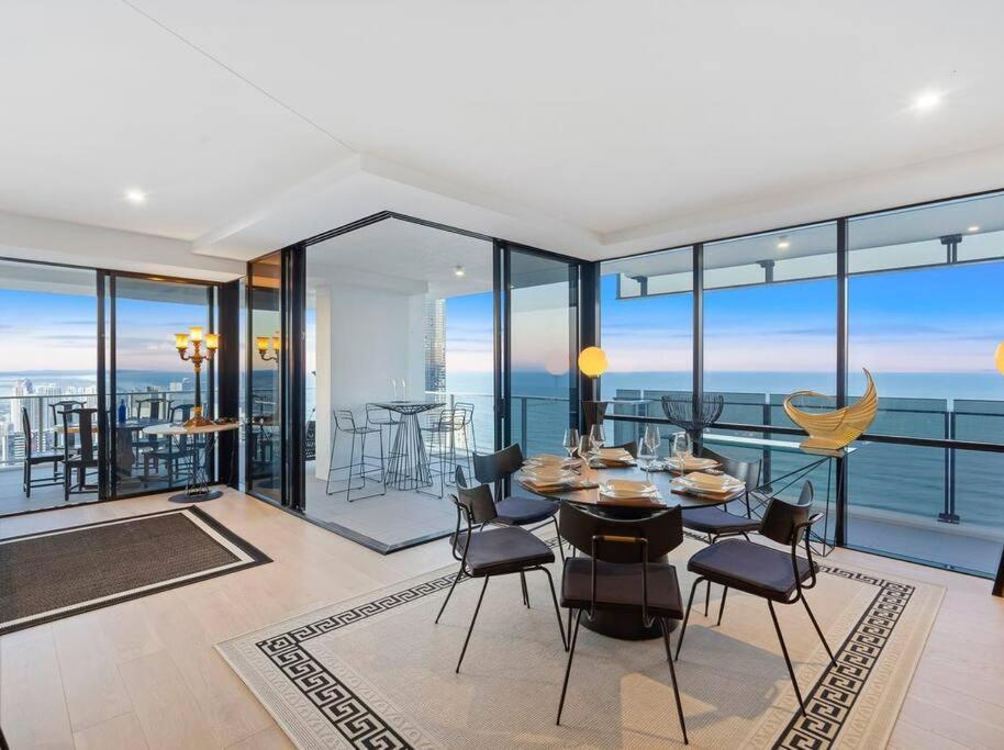 Exclusive Circle On Cavil Sub-Penthouse Luxury Apt - Hosted By Coastal Letting Gold Coast Exterior photo